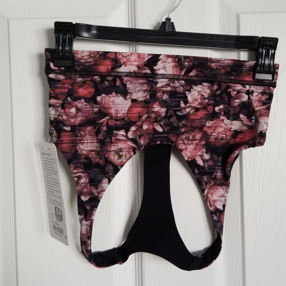 NWT Lululemon Break Free Bra Peony Size 6